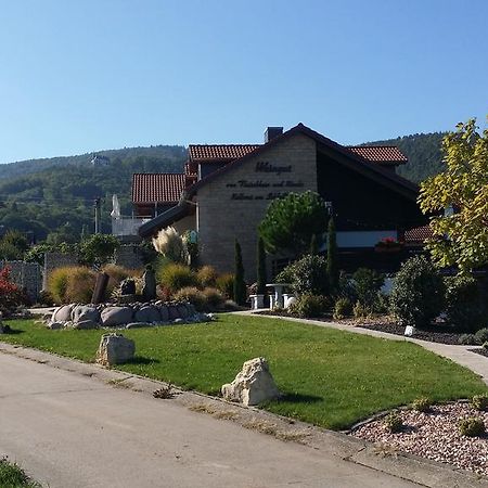 Weinhotel Kienle 부르바일러 외부 사진
