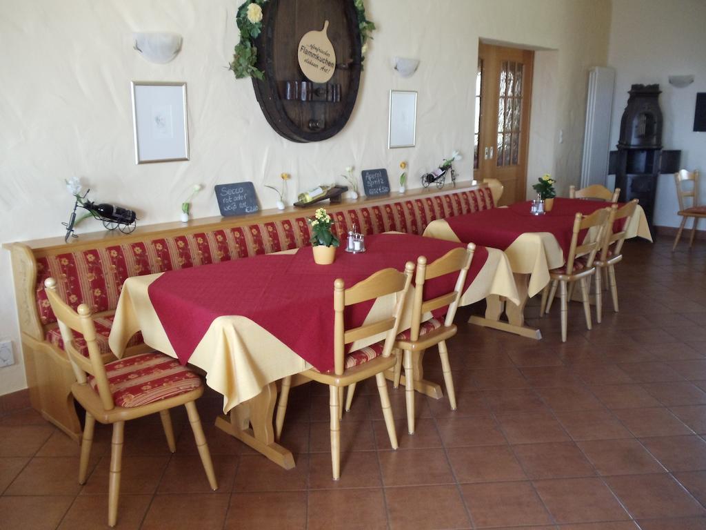 Weinhotel Kienle 부르바일러 외부 사진