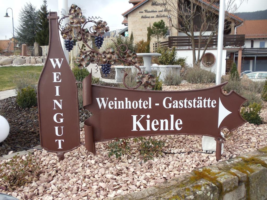 Weinhotel Kienle 부르바일러 외부 사진