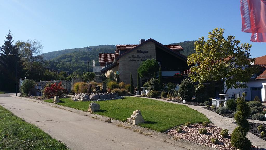 Weinhotel Kienle 부르바일러 외부 사진
